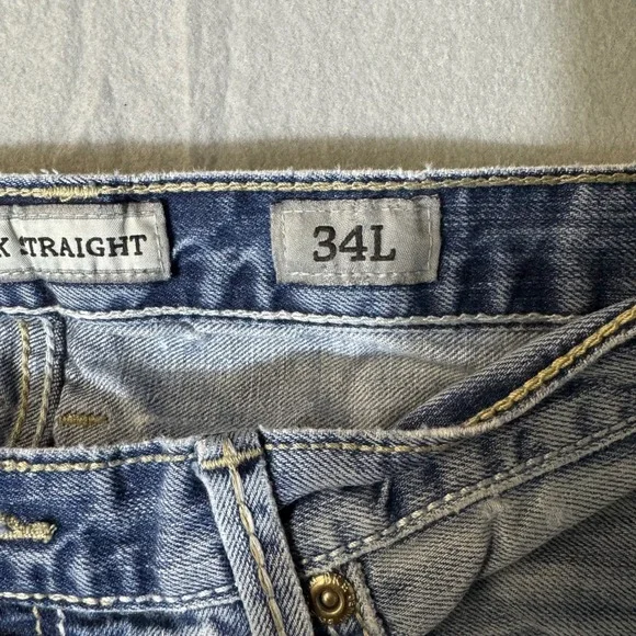 BKE Derek Straight Leg Jeans Light Wash Blue Denim 100% Cotton 34L - Picture 3 of 9